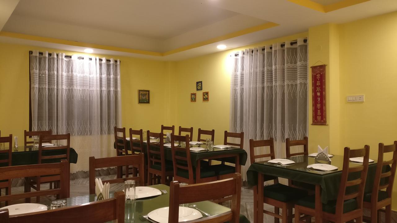 White Conch Residency Hotel Gangtok Eksteriør billede